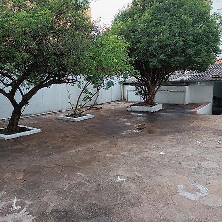 Pousada Cantinho Da Felicidade Uberlândia Esterno foto