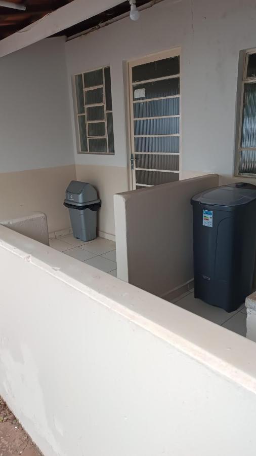 Pousada Cantinho Da Felicidade Uberlândia Esterno foto